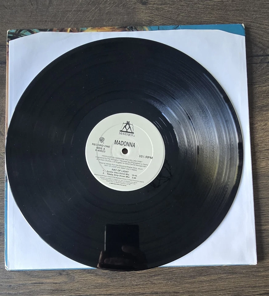 Madonna Ray Of Light 2x12" UK Press Vinyl  8 tracks Sasha William Orbit mixes EX - Image 2 of 4