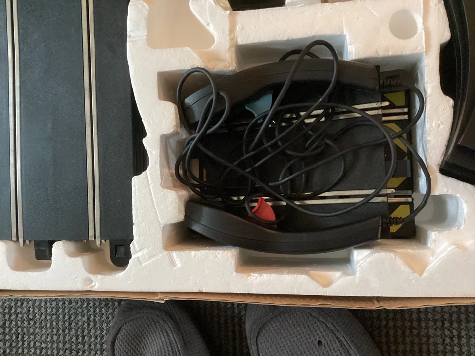 Scalextric James Bond 007 Skyfall Set - Image 4 of 4