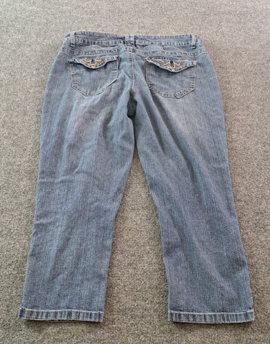 Cato Capri Pants Womens Size 12 Stretch Flap Pockets Blue Denim 34x24 - Picture 2 of 10