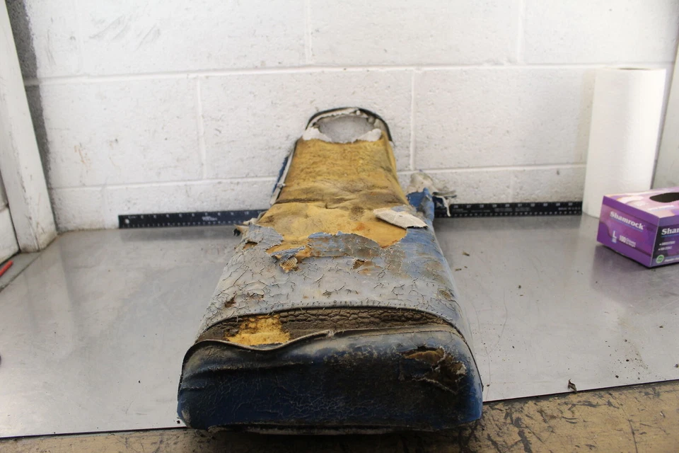 Suzuki Quadrunner 230 LT230E 1989 2x4 asiento delantero trasero sillín S781 Foto 2 de 4