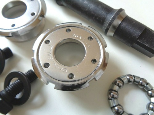 *NOS Vintage 1980s GALLI 'Superleggera' Alu Italian thread Bottom Bracket* - Picture 3 of 6
