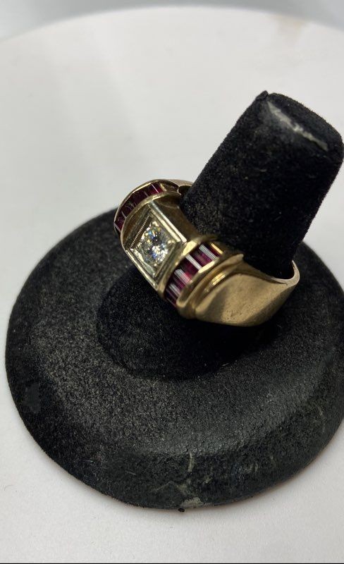 Solid 14K Gold Diamond Ruby Baguette Size 8 Ring … - image 2
