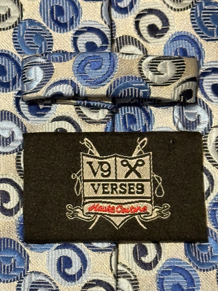 Corbata para hombre Verse 9 azul/gris/plateada remolino 100 % seda usada buen estado Foto 2 de 4