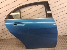 Mercedes-Benz A W176 2014 Hinten rechts Tür hinten SKE70496 Mercedes-Benz A W176 2014 Hinten rechts Tür hinten SKE70496