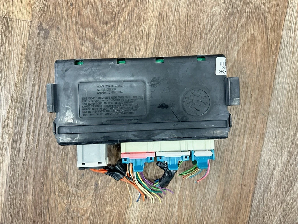 BCM BCU Body Control Module 2.2L SATURN L100 L200 LW200 2002 OEM 22697781. BD3 - Image 3 of 4