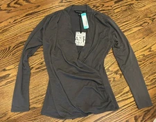 NEW 41 Hawthorn Women’s Long Sleeve Faux Wrap Ruched Knit Top Dark Gray Size L