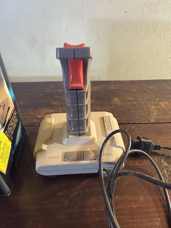 Mando Joystick Quick Shot XII Deluxe para Nintendo NES Foto 4 de 4
