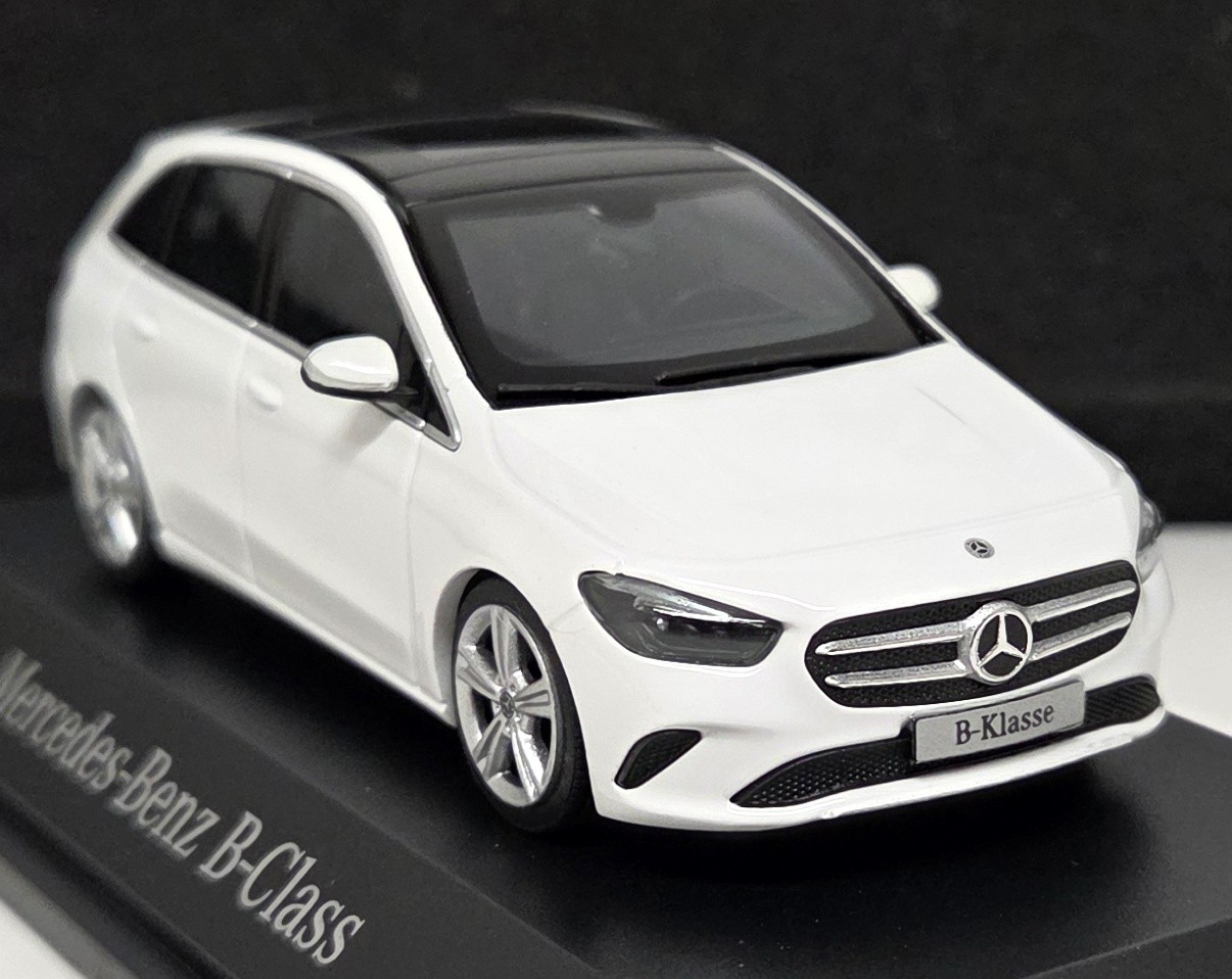 Herpa 1/43 Mercedes Benz B Class W247 Polar White Diecast Model Car