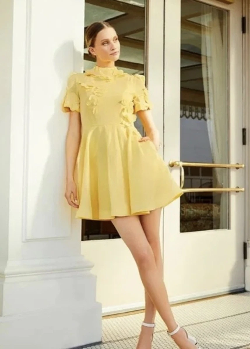 antonio melani dress | The art deco print in the Lainey does all the talking while the linen keeps it easy. Comment art for a link! #antoniomelani Social/Cocktail/Evening Antonio Melani Women's Formal Dresses