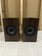 KEF Q150 Q Series Bookshelf Speakers, 5.25" 2-Way, Walnut, Pair