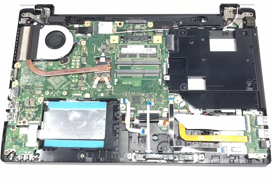 Toshiba Tecra A50-C 15.6" Laptop i5-6200U 8GB RAM No HDD/OS For Parts/Repair - Image 3 of 4