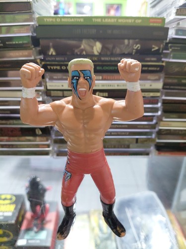 Galoob 1990 STING WCW Series 1 Figure UK Exclusive...