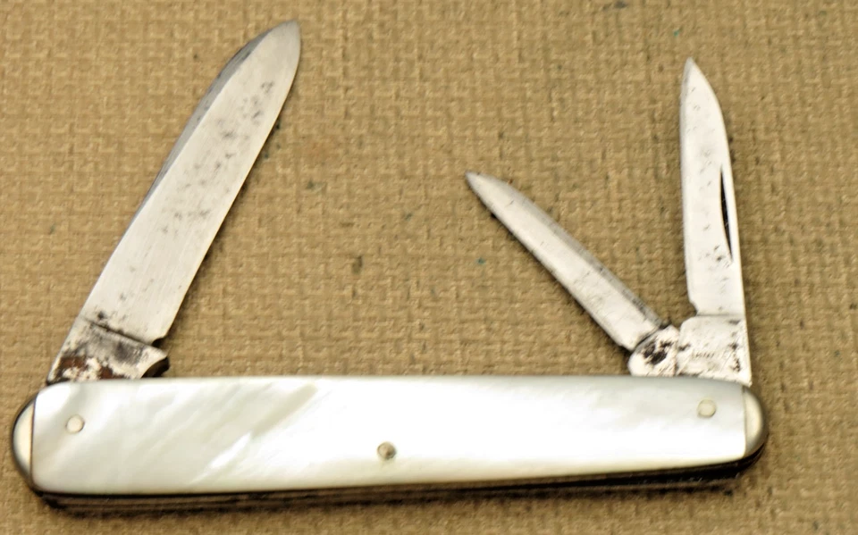 Antiguo cuchillo Whittler KEEN KUTTER EC Simmons Sleeveboard - asas de perlas Foto 3 de 4