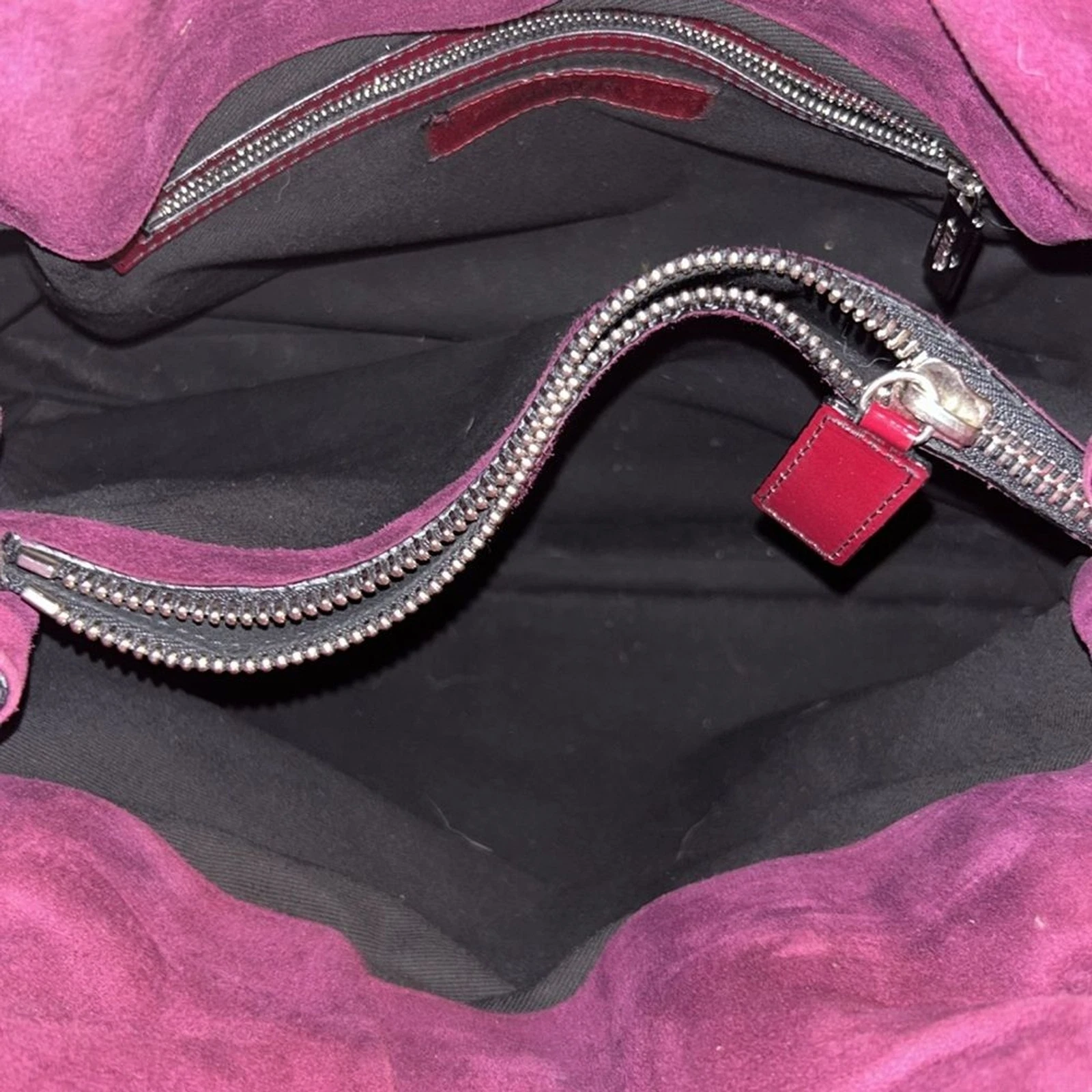 Borsa a tracolla Hobo Valentino Garavani marrone patente in pelle NUOVA