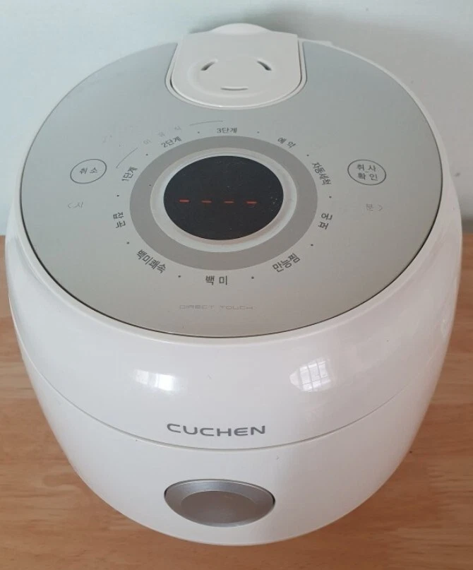 CUCHEN Creamy Mini Rice Cooker for 6 people White CRM-CD0640W / 220V / 60Hz
Opens in a new window or