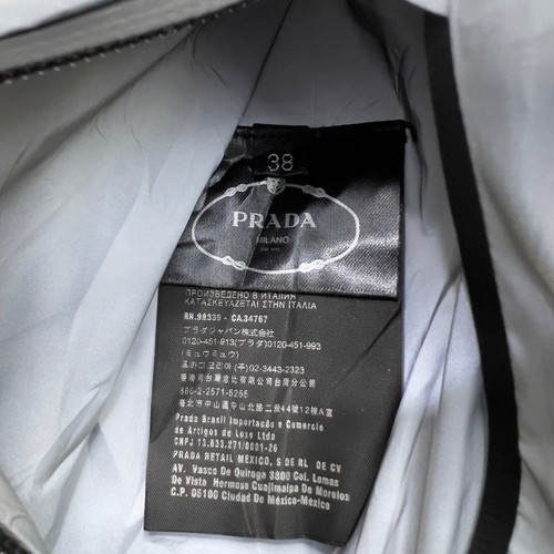 Prada Reflective Fabric Jacket Silver Size 38 Made In Italy - Picture 6 of 7