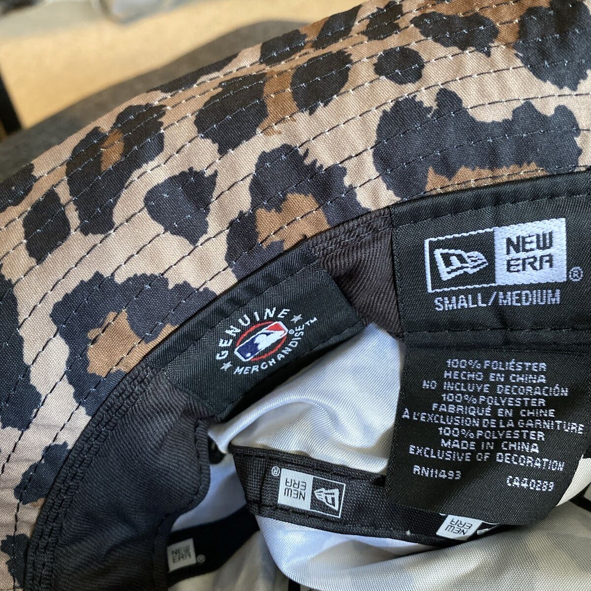 New Era New York Yankees Love Heart Leopard Print Bucket Hat New Era New York Yankees Love Heart Leopard Print Bucket Hat