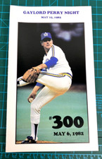 Gaylord Perry Night Commemorative 300th Career Win Program HOF May 6, 1982 MLB