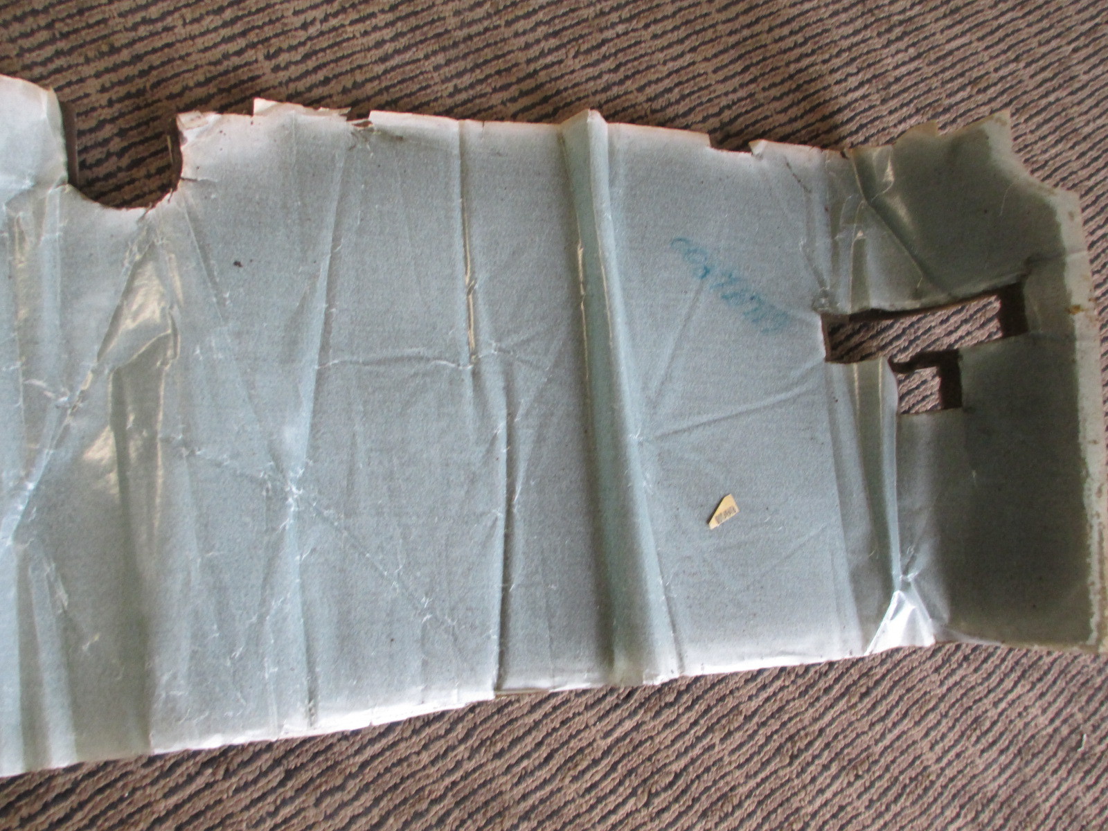 Ferrari Testarossa Rear Insulation # 61494700