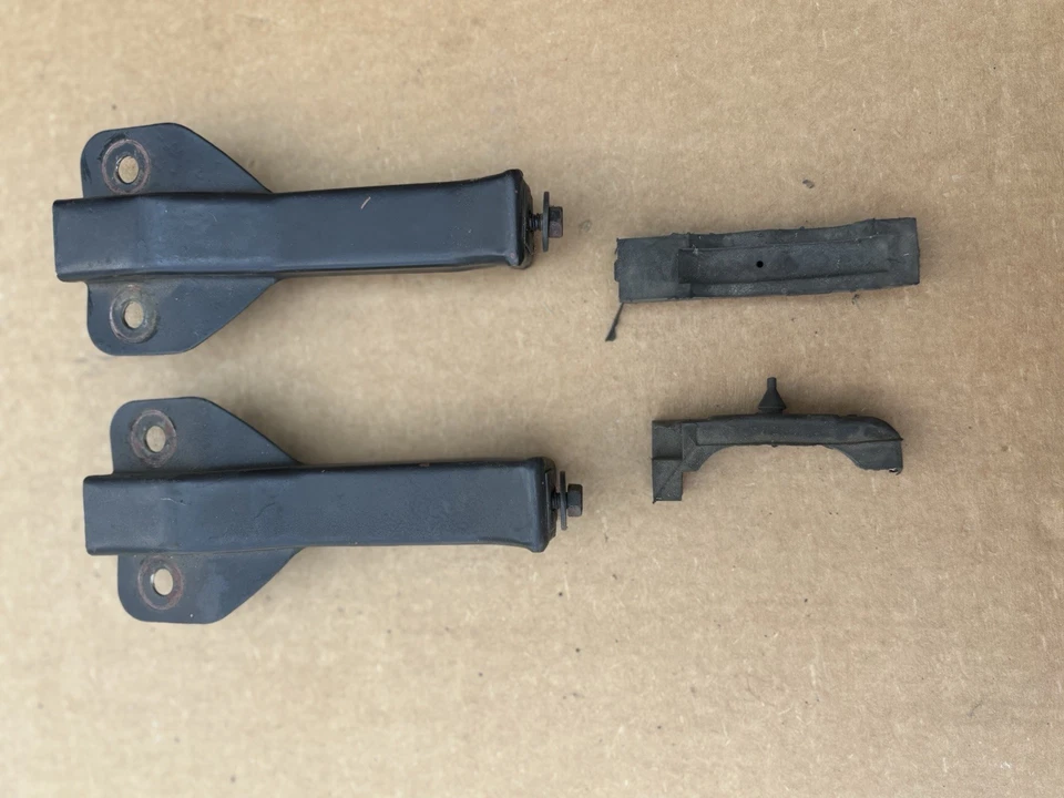 Camioneta pickup Chevy/GMC 1969-72, C10, C15, C20 soporte superior del radiador Foto 2 de 2