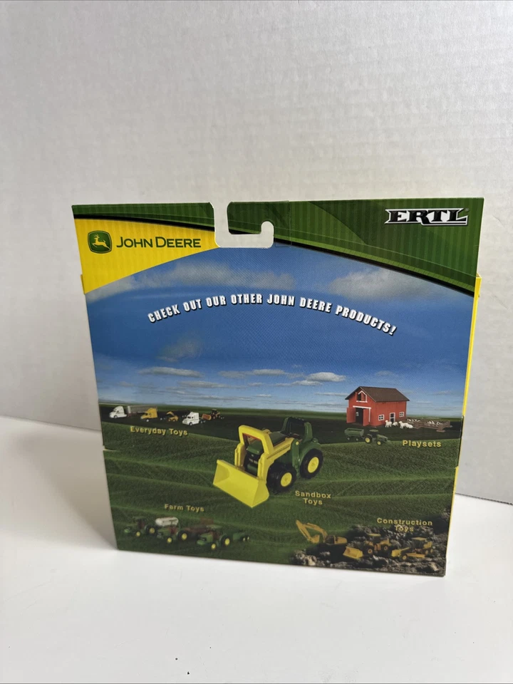 John Deere ERTL Deluxe Play Scene W/DVD Year 2006. NIP - Image 3 of 4