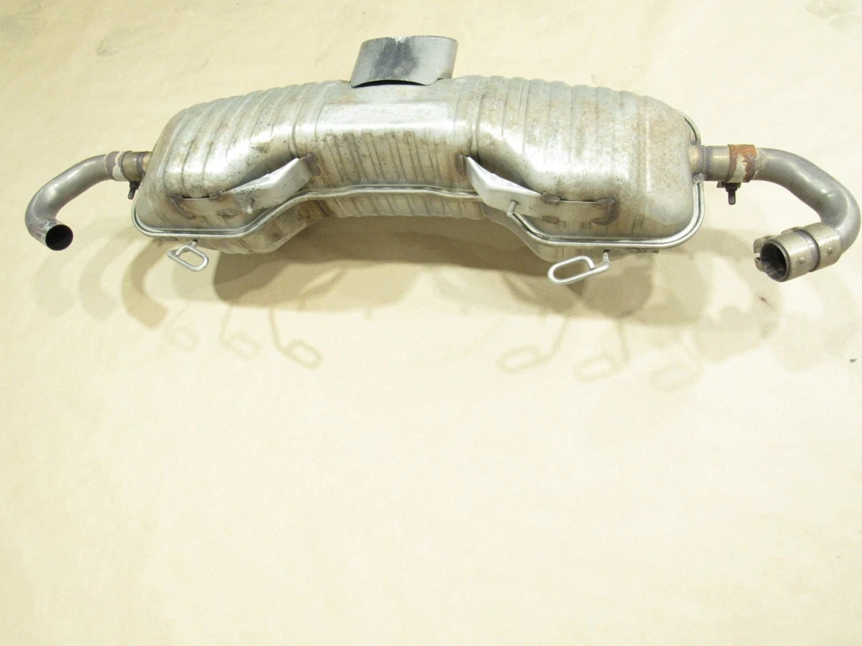 Silenciador de escape trasero 99-04 Porsche Boxster 2001 2,7 L tracción trasera con tubo; @2 Foto 4 de 4