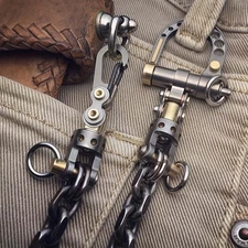 Metal-Built Decorative Functional Long-Lasting Handy 2PCS Vintage Metal Keychain