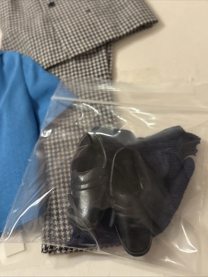 Vintage 1970 Barbie Ken Doll “Big Business” Clothing Set Complete #1434 Mattel - image 4 of 4