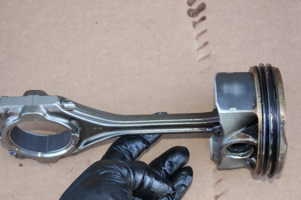 2023-2025 LEXUS TOYOTA 2.4L Piston, Rings and Rod with Bearing - Image 3 of 4