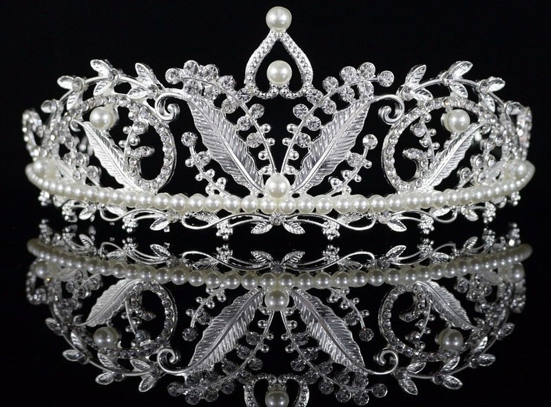 Clear Austrian crystals & faux Pearls TIARA - new - silver plated - stunning!