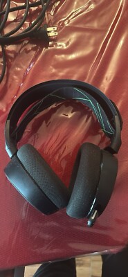 Steel Series Arctic 7p Wireless Bluetooth Gaming Headset with Dongle for PS4/PS5