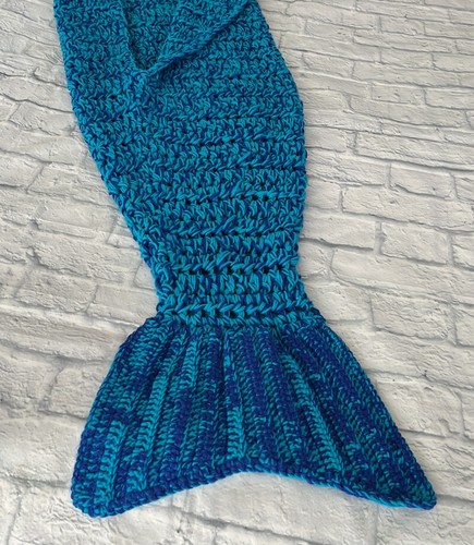 Handmade mermaid Individual Blue blanket - Picture 3 of 4
