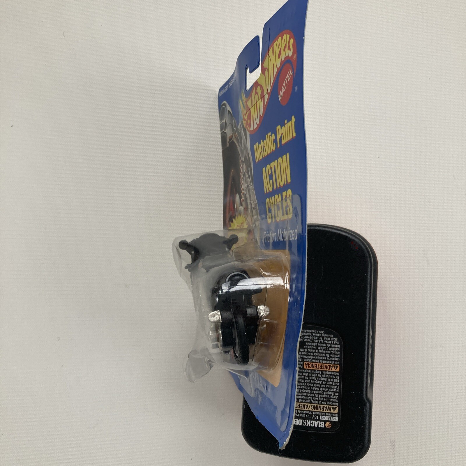 NIP 1997 Mattel Hot Wheels "Metallic Paint" Action Cycle #8345 NIP RARE HTF