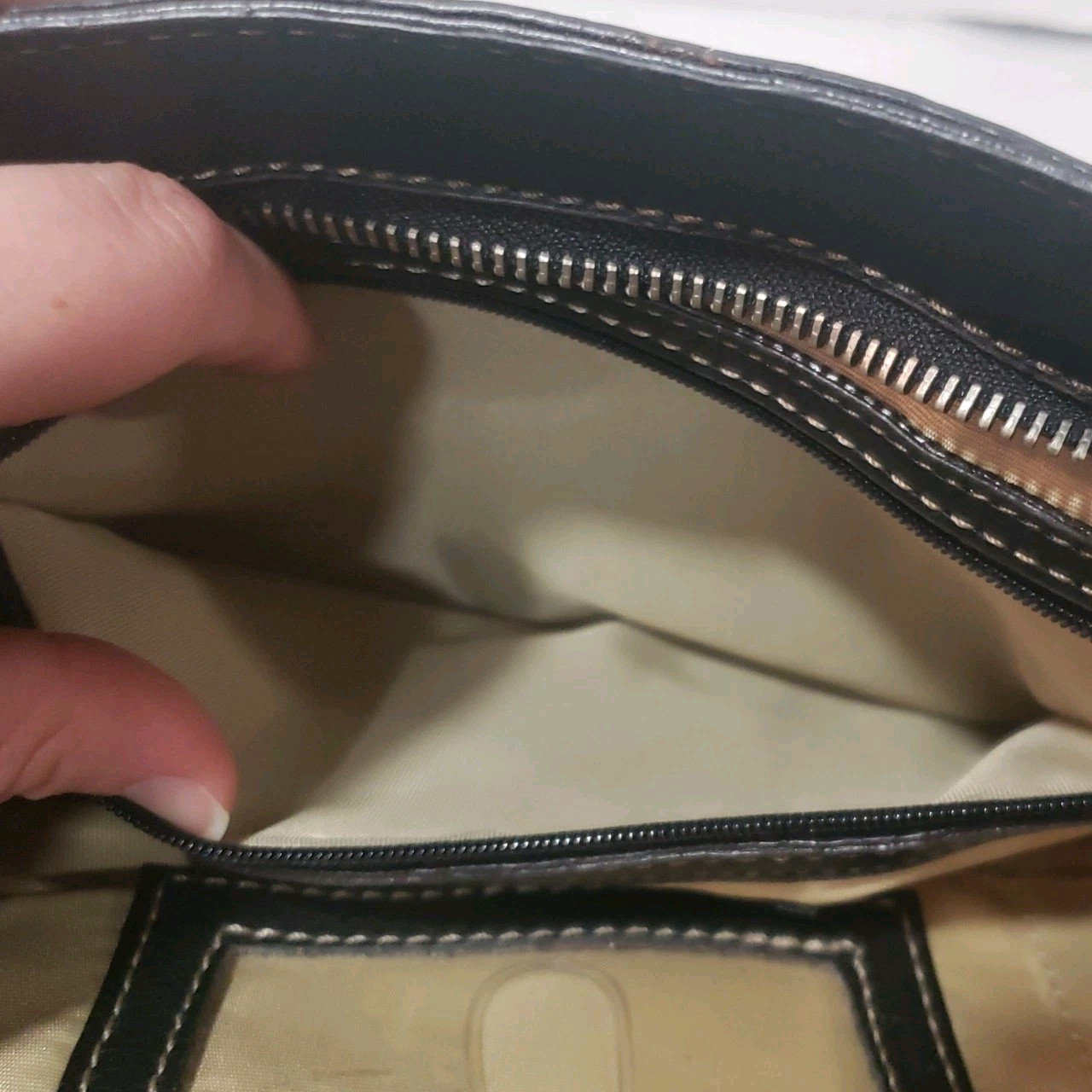 Nine West Rectangular Snapped Purse with Mirror Y… - image 6
