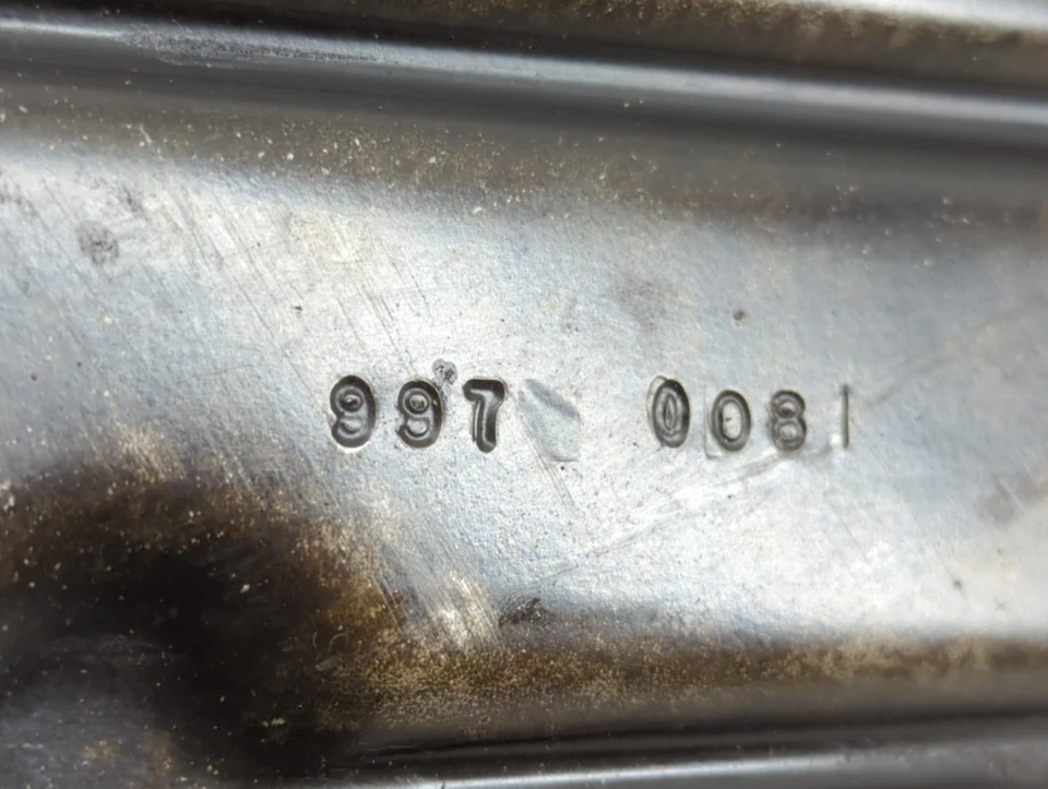 Panela de óleo do motor Dodge Caravan 1994-2002 LAFKV - Imagem 4 de 4