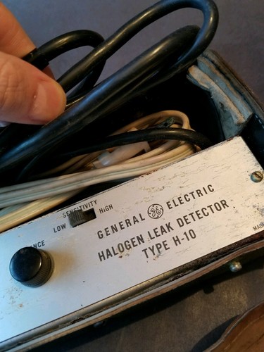 Vintage General Electric GE Type H-10 Halogen Leak Detector, Southwestern Bell - Picture 3 of 3