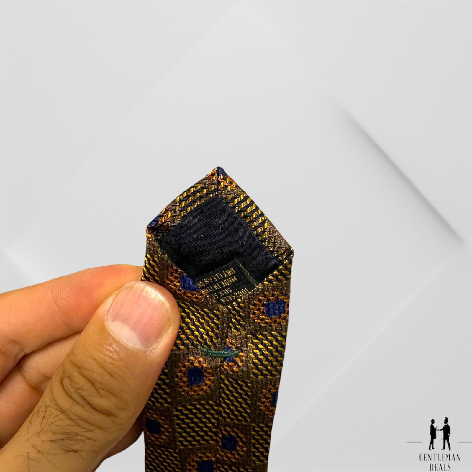 ALTEA Milano Mens Necktie Tie Cotton Woven Solid Beige Brown Khaki 59 x 4 NWOT