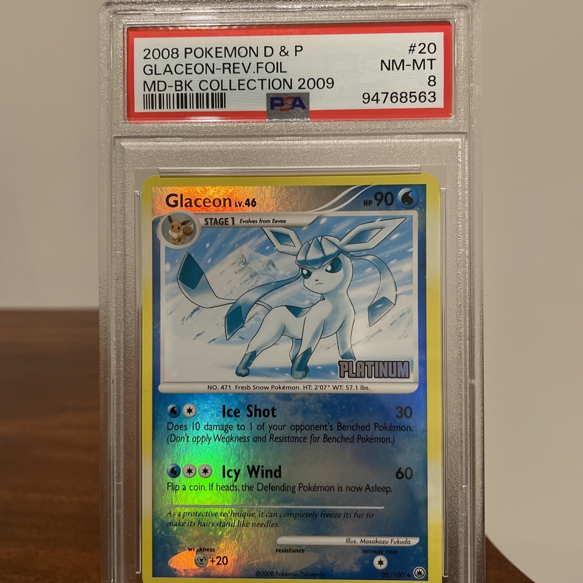 2008 DP Majestic Dawn 20/100 Glaceon Platinum Stamp Burger 2008 DP Majestic Dawn 20/100 Glaceon Platinum Stamp Burger