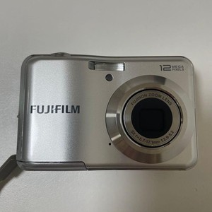 富士フイルム FinePix AV100 12 MP デジタルカメラ FUJIFILM FinePix AV100 12 MP Digital Camera (Black) 16009204 B&H