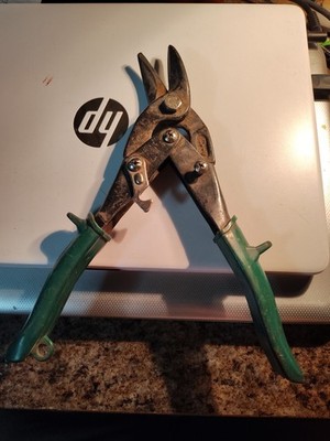 Vintage Right Cut CR-V Tin Snips Green Handle (Sears?)