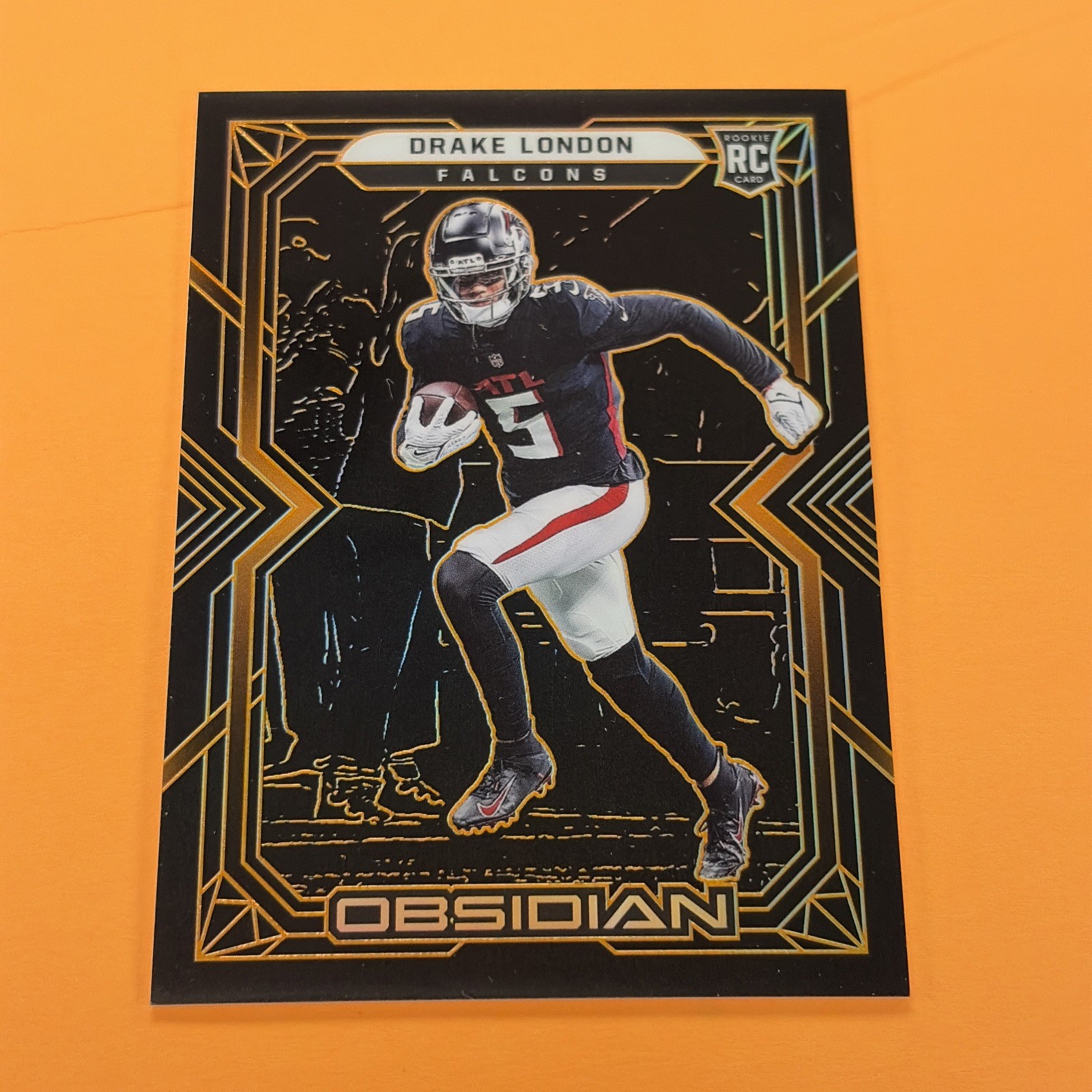 Drake London 2022 Panini Obsidian RC Electric Etch Orange SP /75 #112 Falcons