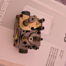 WORCESTER GREENSTAR 25 / 30 Si & 28 / 32 / 36 CDi COMPACT GAS VALVE 871860004A0