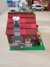 lego 31025 Creator Mountain Hut 95 % Conplete.