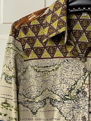 MISHCA Women's Sz M Blouse Shirt 3/4 Sleeve Multicolor World Map Print - Picture 3 of 11
