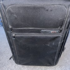 Tumi Alpha 2 Expandable 2 Wheeled International Carry On Luggage Case 22”