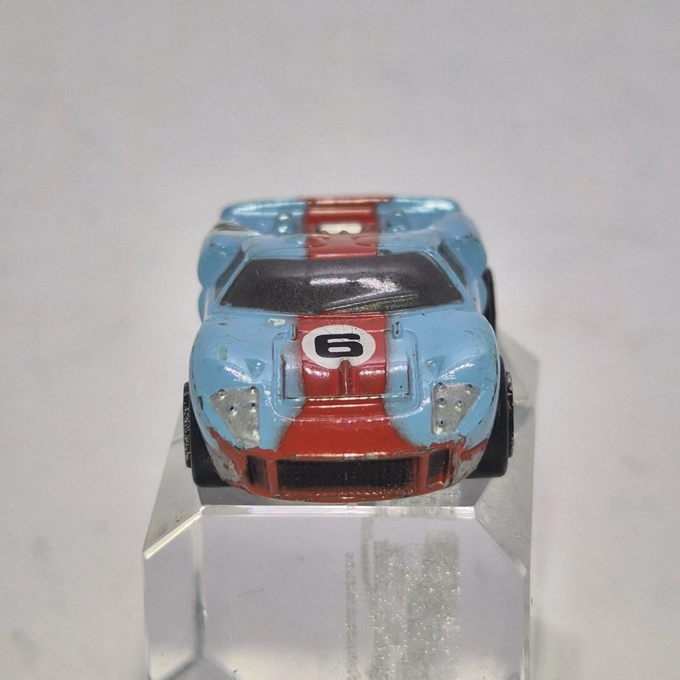 Micro Machines The Coolest Cars! #75108 Ford GT40 - Image 4 of 4