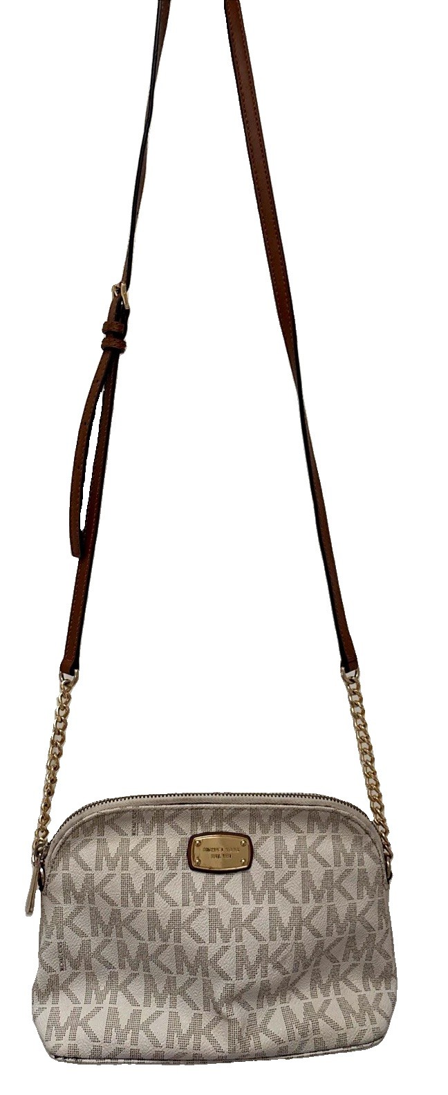 MICHAEL KORS, MK LOGO “CINDY” DOME SMALL CROSSBODY IN VANILLA — image 5