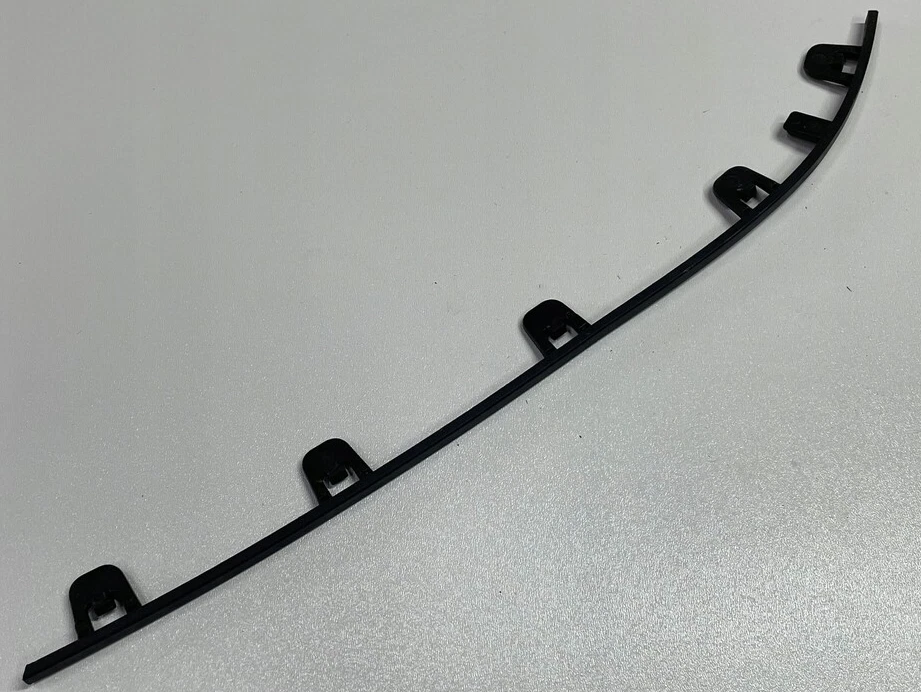 MERCEDES-BENZ CLS C257 Front Bumper Left Side Trim Strip 