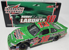 2002 124 Bobby Labonte 18 Interstate Batteries Pontiac Grand Prix - Signed 2002 124 Bobby Labonte 18 Interstate Batteries Pontiac Grand Prix - Signed
