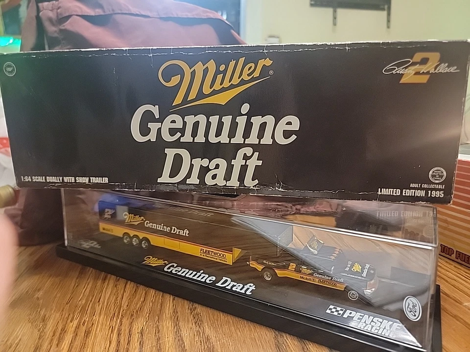 Rusty Wallace Miller Genuine Draft 1995 Limited Edition Dually Show Trailer - Image 4 of 4